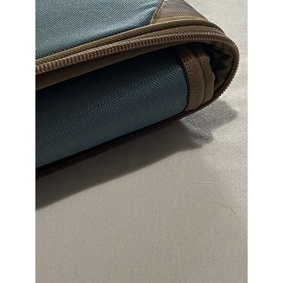 Rachael Ray Casserole Tote Insulated For Heat Zip Closure Folds Flat Wipe Clean - Picture 8 of 16